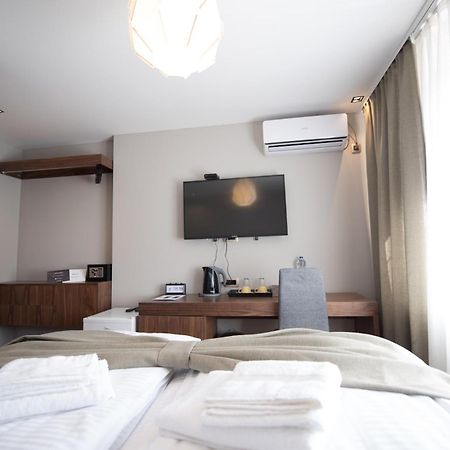 Boulevard Exclusive Pristina Kültér fotó