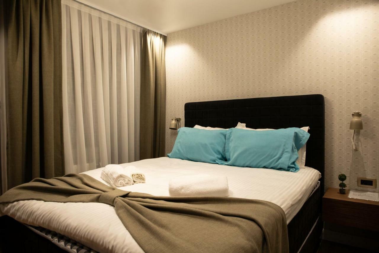 Boulevard Exclusive Pristina Kültér fotó